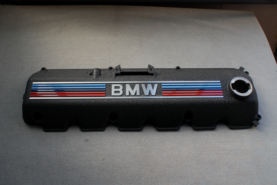 jpg画像 BMWのヘッドカバー　結晶塗装＋Ｍカラーで完成です！(img2428.jpg)